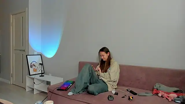 Snapshot of EllaSky_xoxo chatting on 02-05-25, 06:46 EllaSky xoxo online show from 02-05-25, 06:46