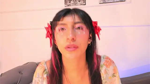 Alyssa jones online show from 10-21-25, 04:35