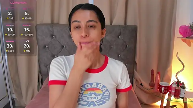 Alyssa jones online show from 03-05-26, 02:13