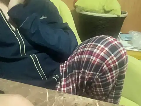 alarasissy online show from 04-25-26, 09:12