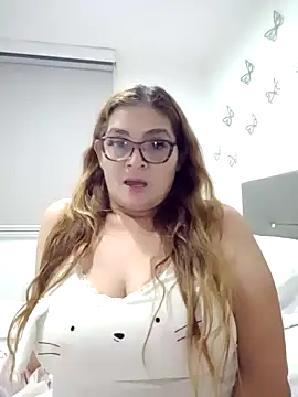 Snapshot of AntonellaAlondra4 chatting on 12-15-24, 05:45 AntonellaAlondra4 online show from 12-15-24, 05:45