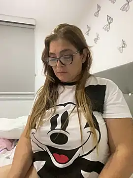 Snapshot of AntonellaAlondra4 chatting on 12-25-24, 06:41 AntonellaAlondra4 online show from 12-25-24, 06:41