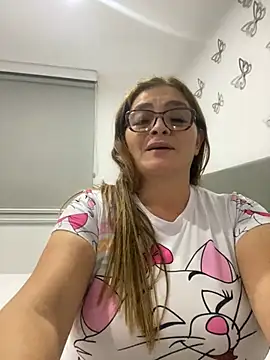 Snapshot of AntonellaAlondra4 chatting on 12-26-24, 06:09 AntonellaAlondra4 online show from 12-26-24, 06:09
