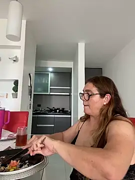 Snapshot of AntonellaAlondra4 chatting on 01-13-25, 06:38 AntonellaAlondra4 online show from 01-13-25, 06:38