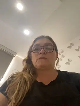 Snapshot of AntonellaAlondra4 chatting on 02-11-25, 07:16 AntonellaAlondra4 online show from 02-11-25, 07:16