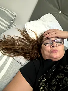 Snapshot of AntonellaAlondra4 chatting on 09-16-25, 03:40 AntonellaAlondra4 online show from 09-16-25, 03:40