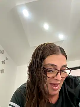 Snapshot of AntonellaAlondra4 chatting on 10-02-25, 03:08 AntonellaAlondra4 online show from 10-02-25, 03:08