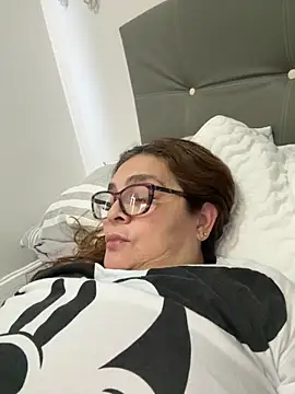 Snapshot of AntonellaAlondra4 chatting on 10-07-25, 11:51 AntonellaAlondra4 online show from 10-07-25, 11:51