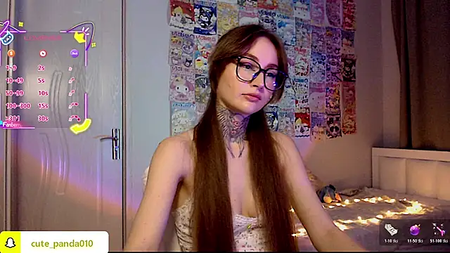 Snapshot of Milky_way_UwU chatting on 11-30-25, 01:59 Milky way UwU online show from 11-30-25, 01:59