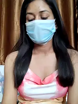 Snapshot of its_sophiaa chatting on 12-29-24, 02:10 its sophiaa online show from 12-29-24, 02:10