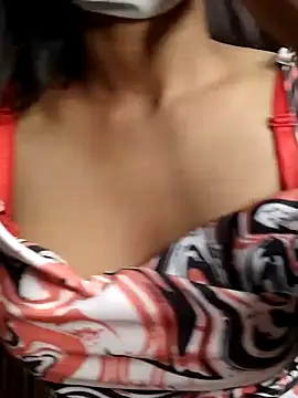 Snapshot of its_sophiaa chatting on 02-01-25, 02:13 its sophiaa online show from 02-01-25, 02:13