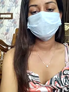 Snapshot of its_sophiaa chatting on 02-24-25, 04:04 its sophiaa online show from 02-24-25, 04:04