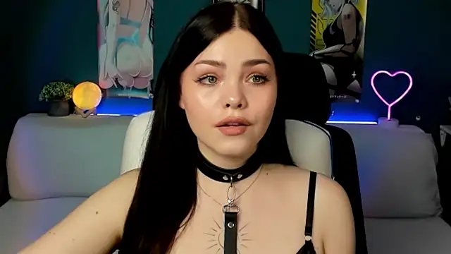 Snapshot of AkiraKatsu chatting on 01-28-25, 05:24 AkiraKatsu online show from 01-28-25, 05:24