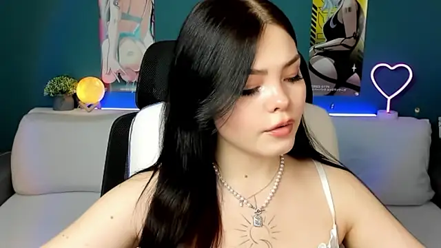 Snapshot of AkiraKatsu chatting on 01-31-25, 08:33 AkiraKatsu online show from 01-31-25, 08:33