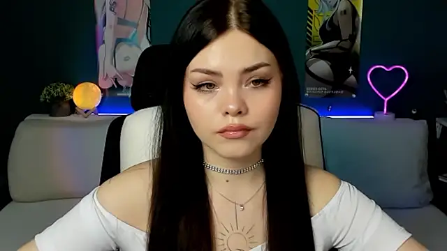 Snapshot of AkiraKatsu chatting on 02-01-25, 05:37 AkiraKatsu online show from 02-01-25, 05:37