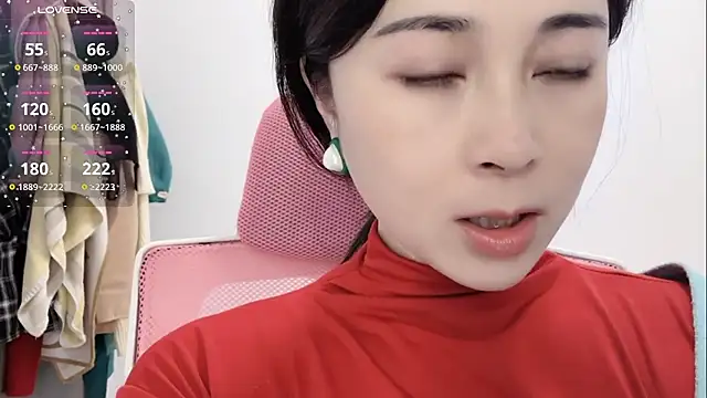 Qwi-V1 online show from 01-20-25, 11:43