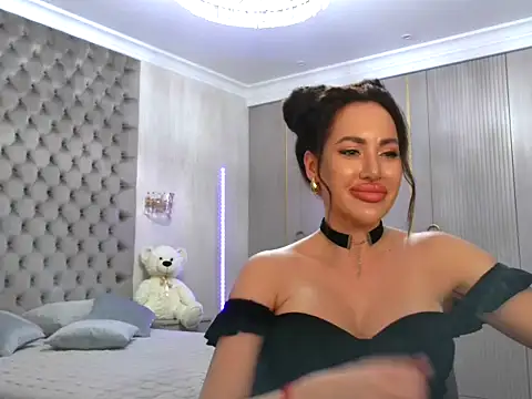 Snapshot of TianaPosh chatting on 01-25-25, 12:59 TianaPosh online show from 01-25-25, 12:59