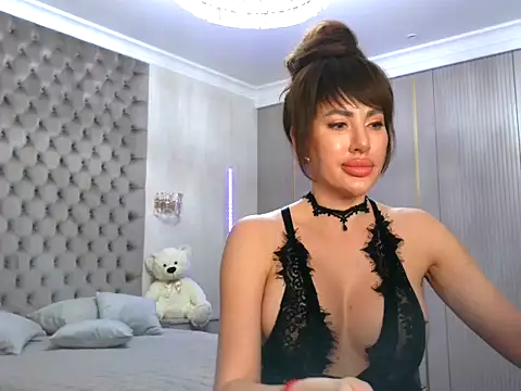 Snapshot of TianaPosh chatting on 02-23-25, 08:22 TianaPosh online show from 02-23-25, 08:22