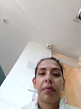 Snapshot of Alisson_420 chatting on 09-20-25, 02:18 Alisson 420 online show from 09-20-25, 02:18