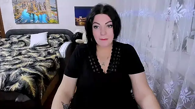 Snapshot of Lady_Boom_Wild_ chatting on 04-17-26, 04:54 Lady Boom Wild online show from 04-17-26, 04:54