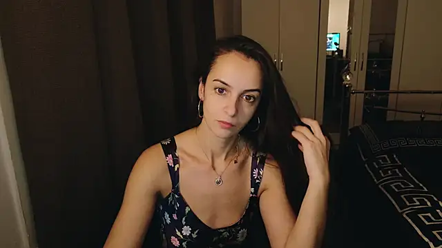 karlaolivia online show from 12-10-24, 06:38