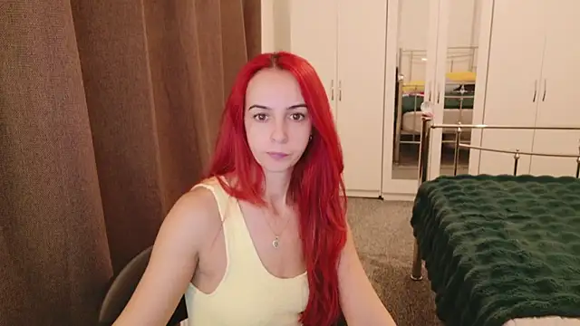 karlaolivia online show from 12-21-25, 03:19