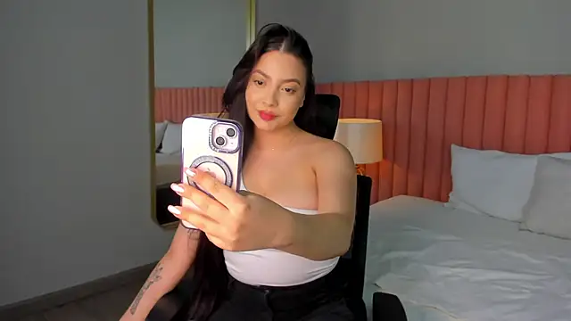 Snapshot of NathRossi chatting on 02-07-25, 11:03 NathRossi online show from 02-07-25, 11:03