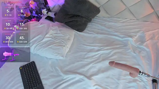 Snapshot of Astorath_angel_ chatting on 09-19-25, 12:39 Astorath angel online show from 09-19-25, 12:39