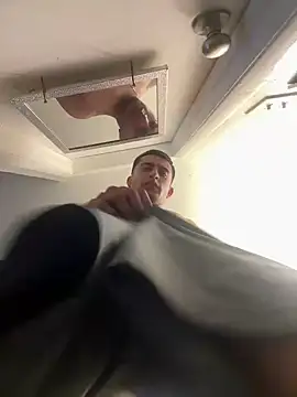 Snapshot of StarringSumac chatting on 03-15-26, 10:49 StarringSumac online show from 03-15-26, 10:49