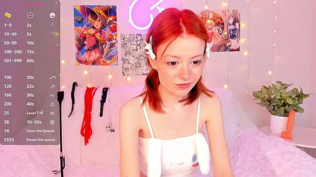 Ari lavellan online show from 12-11-24, 01:37