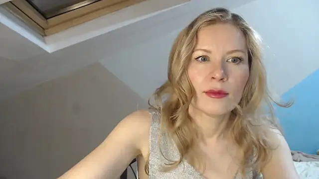Juli julyyy online show from 12-07-24, 11:45