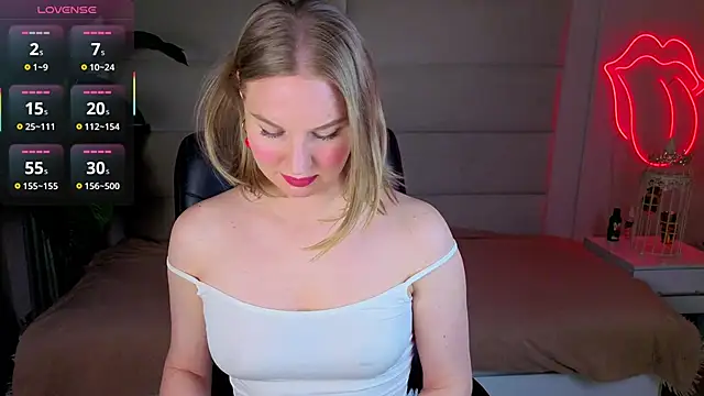 Snapshot of Angel_Nikole chatting on 02-23-26, 01:47 Angel Nikole online show from 02-23-26, 01:47