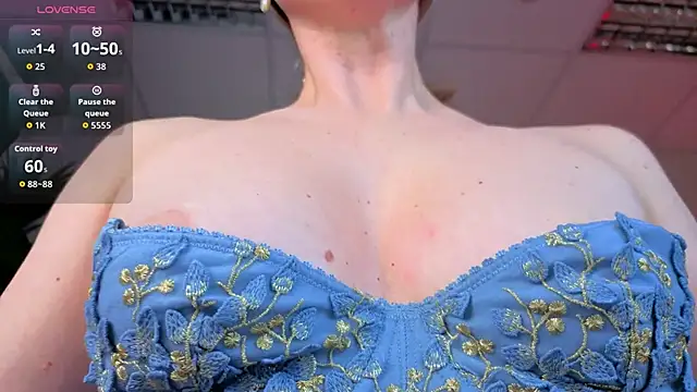 Angel Nikole online show from 03-09-26, 01:42