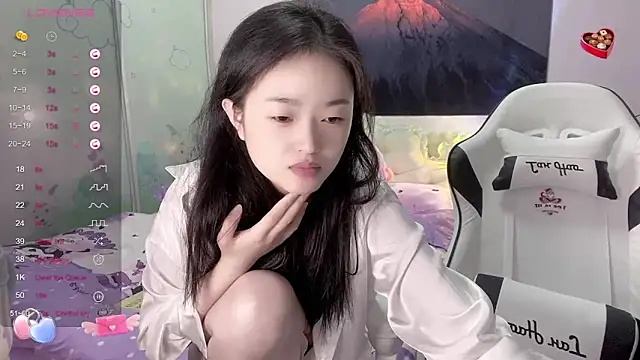 Snapshot of Mia-6688 chatting on 02-24-25, 06:36 Mia-6688 online show from 02-24-25, 06:36