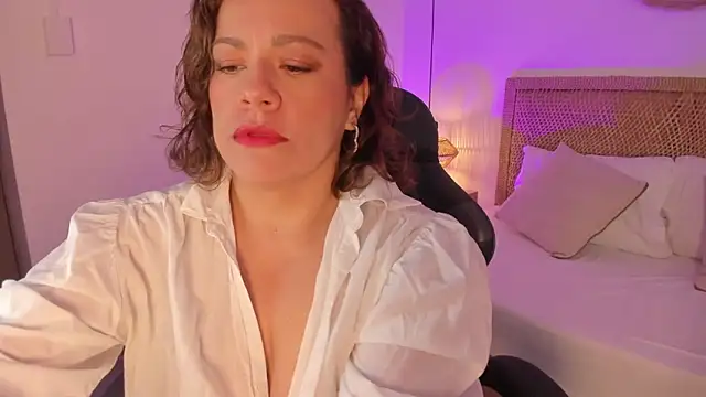 gipsela gomez online show from 06-20-26, 07:16