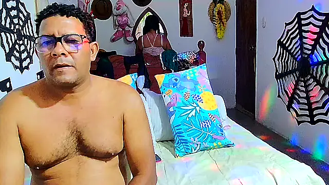 Snapshot of rosi_pamela chatting on 11-12-25, 09:47 rosi pamela online show from 11-12-25, 09:47