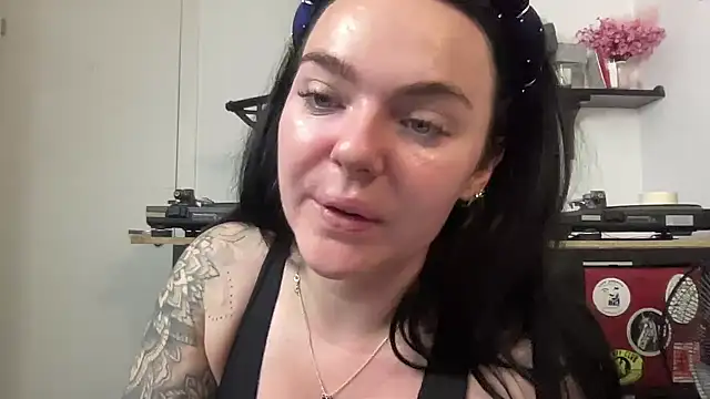 yorkshiregal online show from 02-02-26, 06:56