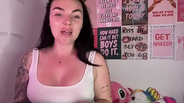 yorkshiregal online show from 05-08-26, 08:25