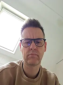 Hectorthyssen1 online show from 01-19-25, 12:50