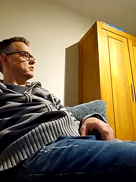 Hectorthyssen1 online show from 11-29-25, 10:46