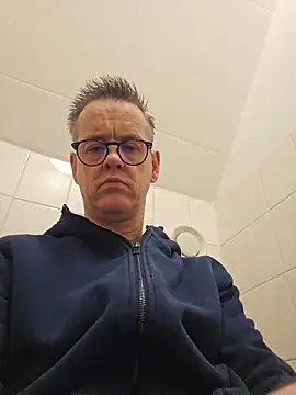 Hectorthyssen1 online show from 03-15-26, 01:06