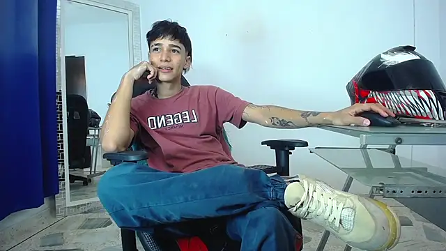 Zacktk7 online show from 12-02-24, 11:07