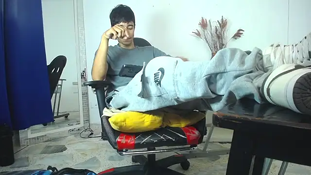 Zacktk7 online show from 01-24-25, 05:32