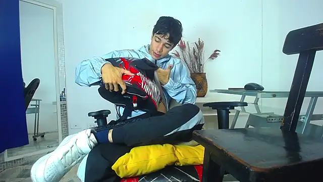 Zacktk7 online show from 01-25-25, 01:52