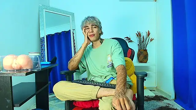 Zacktk7 online show from 02-28-25, 11:12