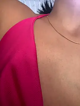 Snapshot of Baby_Niels chatting on 10-03-25, 03:20 Baby Niels online show from 10-03-25, 03:20