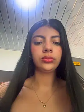 Snapshot of Baby_Niels chatting on 11-04-25, 02:16 Baby Niels online show from 11-04-25, 02:16