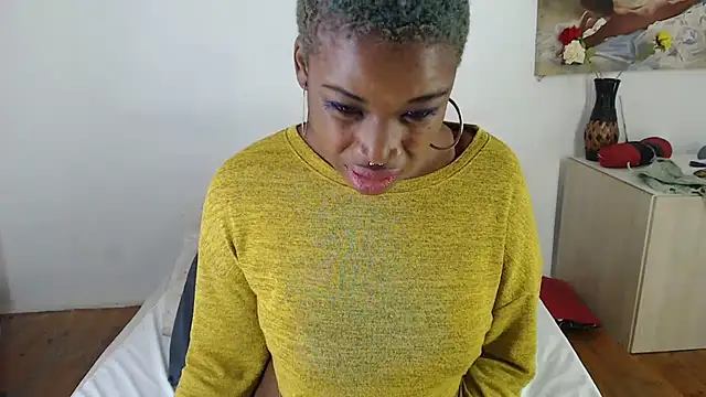 FLOWERLIPS25 online show from 02-24-25, 10:36