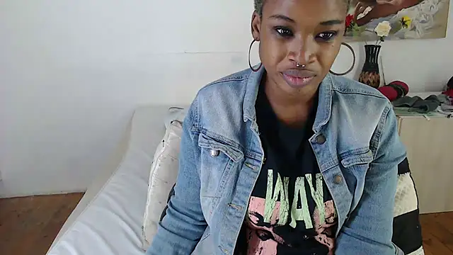 FLOWERLIPS25 online show from 03-03-25, 07:06