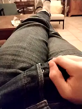 JulesG18 online show from 02-21-26, 06:20